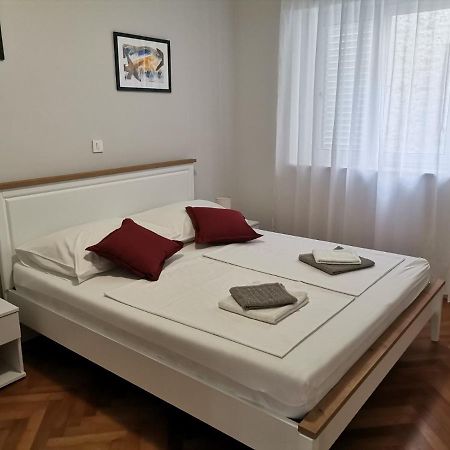 라브 Apartman Mihaela 아파트 외부 사진